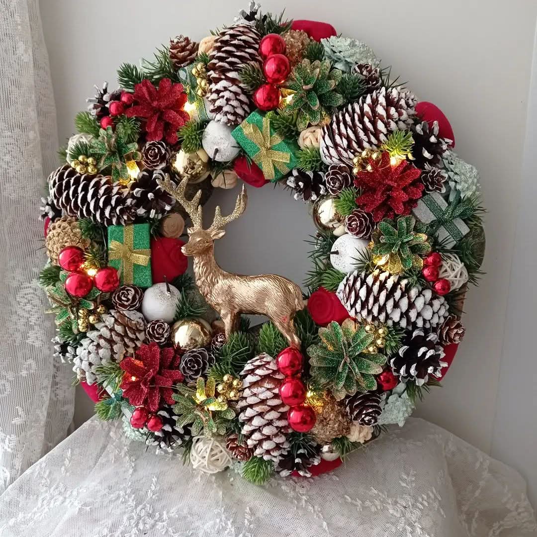 Luxury Christmas Decoration Garland with LED 55CM