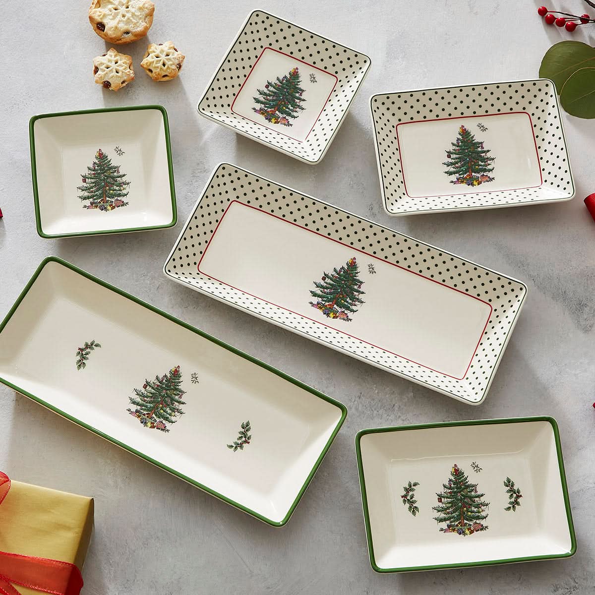 Christmas Themed Tray Kit - 3 pieces